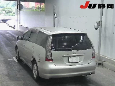 MITSUBISHI GRANDIS