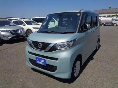 NISSAN ROOX