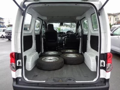NISSAN NV200 VANETTE VAN