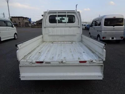 NISSAN CLIPPER TRUCK