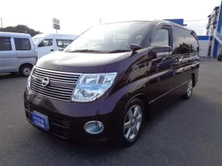 Nissan Elgrand  с аукциона в Японии