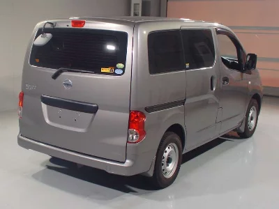 Nissan NV200 VANETTE VAN