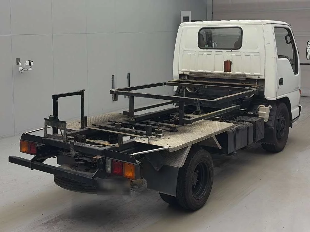 Isuzu Elf  с аукциона в Японии