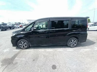 Honda STEPWGN SPADA