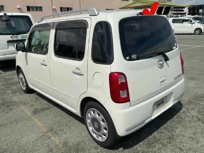 Daihatsu Mira Cocoa