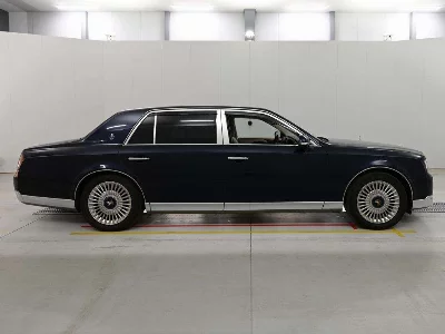 TOYOTA CENTURY