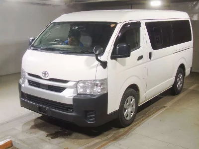TOYOTA HIACE WAGON