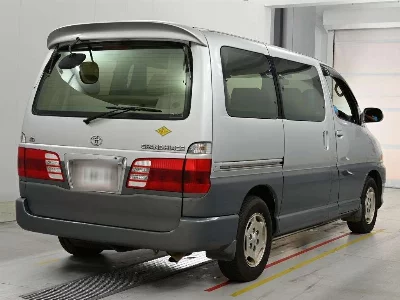 Toyota GRAND HIACE