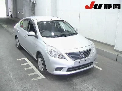 Nissan Tiida Latio