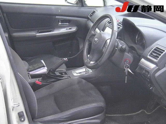 Subaru XV  с аукциона в Японии