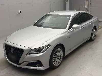 TOYOTA CROWN HYBRID