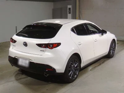 MAZDA MAZDA3 FASTBACK