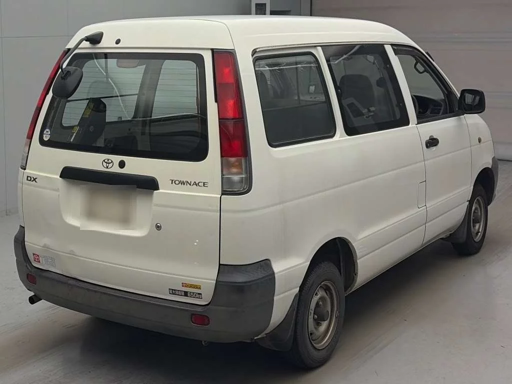 Toyota TownAce  с аукциона в Японии