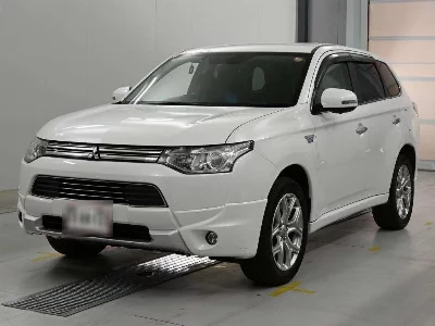 MITSUBISHI OUTLANDER PHEV