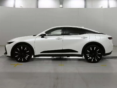 TOYOTA CROWN CROSSOVER