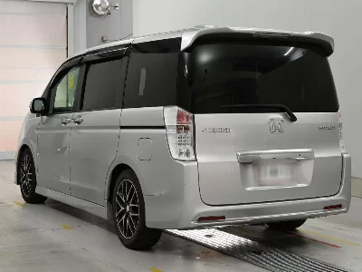 Honda STEPWGN SPADA