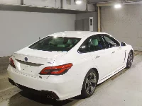 Цена авто Toyota CROWN HYBRID с аукционов Японии, номер кузова AZSH20, пробег 148 000, оценка 8