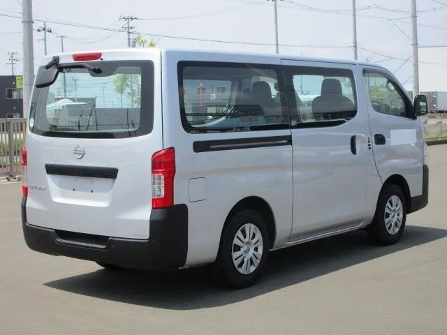 Nissan Caravan  с аукциона в Японии