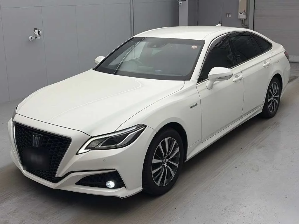 Toyota Crown  с аукциона в Японии