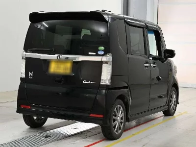 Honda N BOX CUSTOM