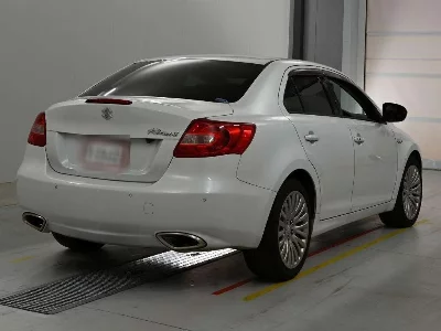 Suzuki Kizashi