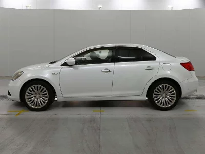 Suzuki Kizashi