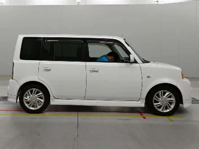 TOYOTA BB