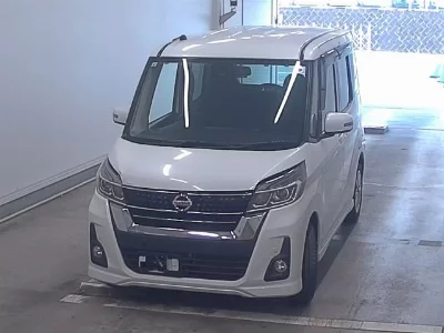 Nissan Dayz Roox