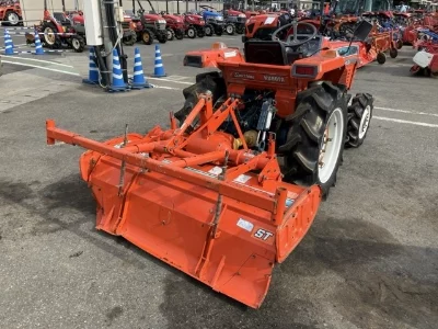 KUBOTA KUBOTA