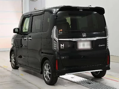 HONDA N BOX CUSTOM