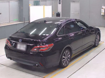 Toyota CROWN HYBRID