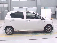 Цена авто Daihatsu  с аукционов Японии, номер кузова LA300S, пробег 85 000, оценка 8
