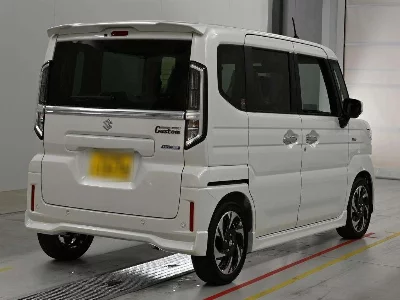 Suzuki Spacia Custom
