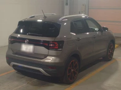 VOLKSWAGEN T-CROSS