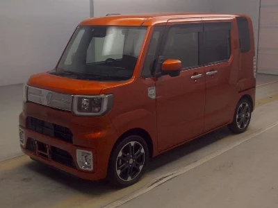 DAIHATSU WAKE