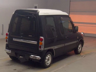 Mitsubishi Minica Toppo