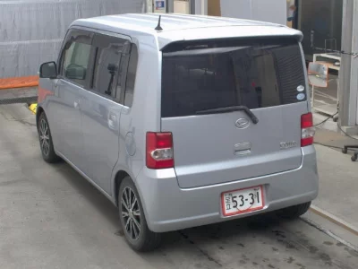 Daihatsu Move Conte