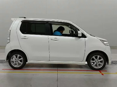 SUZUKI WAGON R STINGRAY