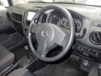 Nissan AD