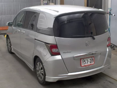 Honda Freed Spike