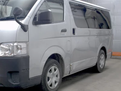 TOYOTA HIACE VAN