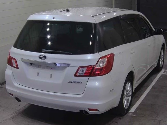 Subaru Exiga  с аукциона в Японии