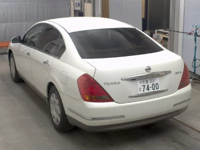 Nissan Teana