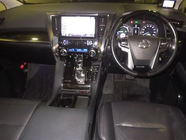 Toyota Alphard  с аукциона в Японии