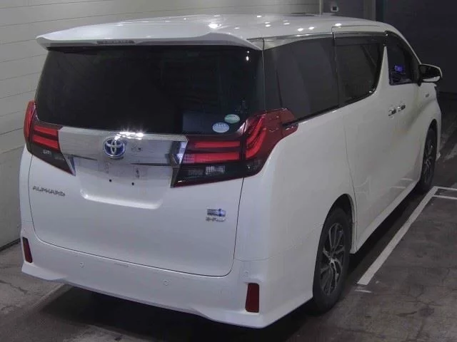Toyota Alphard  с аукциона в Японии