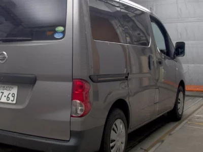Nissan NV200 VANETTE VAN