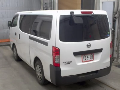 NISSAN NV350 CARAVAN