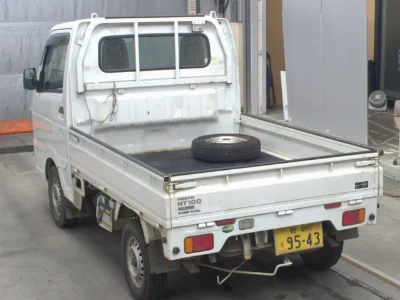 NISSAN NT100 CLIPPER