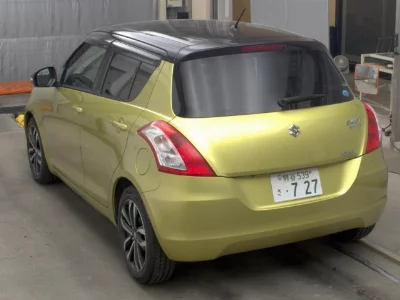 SUZUKI SWIFT