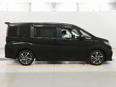 HONDA STEPWGN SPADA
